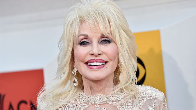 Getty Dollyparton 072021 1